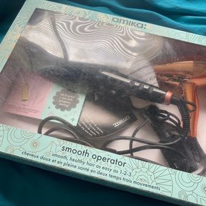 Amika blow dryer and straightening brush.